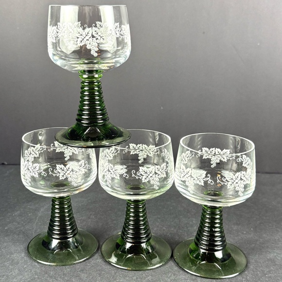 Vintage Green Beehive Stemmed Roemer Etched Grape Cordial 4 Oz Glasses. Set Of 4 - Picture 3 of 13